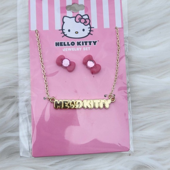 Sanrio Hello Kitty name chain necklace and matching bow earrings - Picture 1 of 2